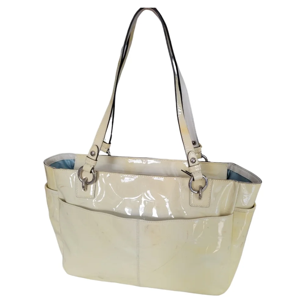 Coach Shoulder bag. Zip closure. - Picture 5 of 15